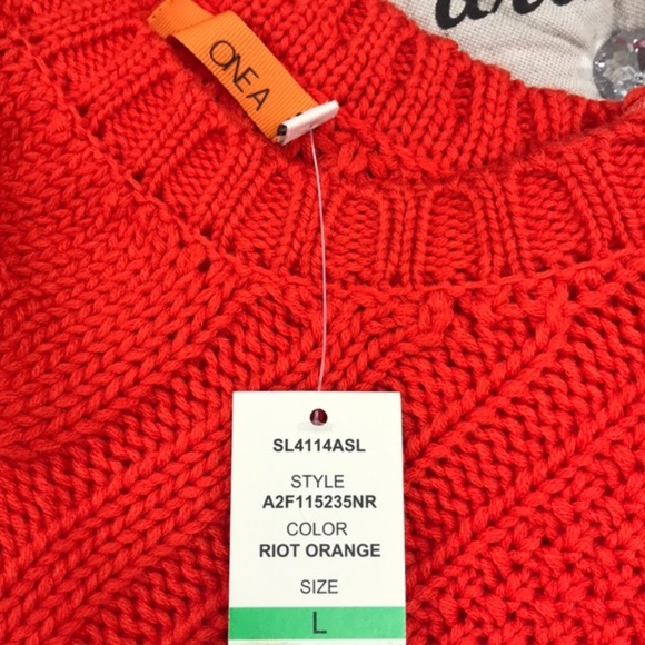 One A Mixed Knit Crew Neck Sweater - Picture 3 of 6